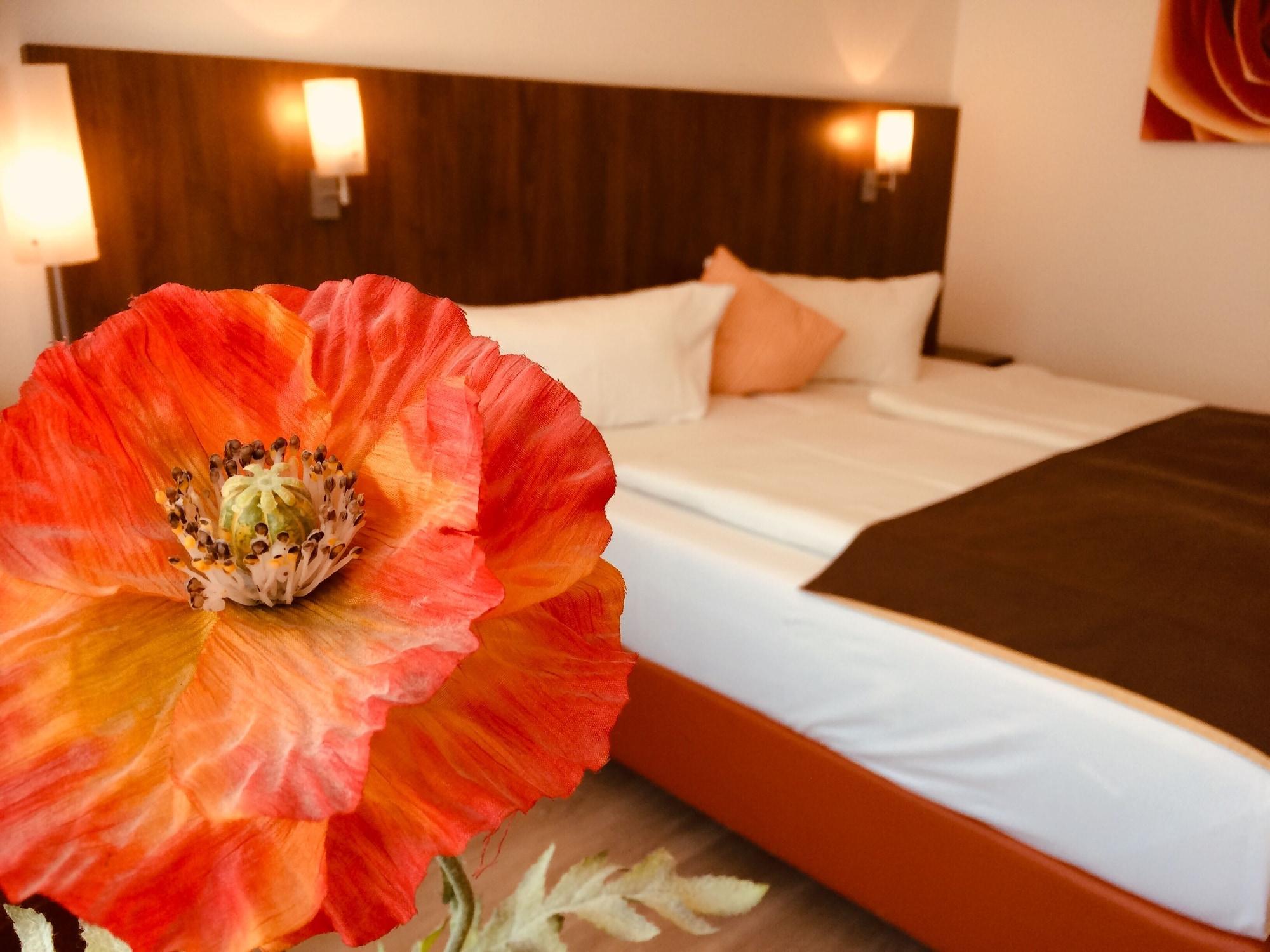 Hotel Triton à Cologne Extérieur photo